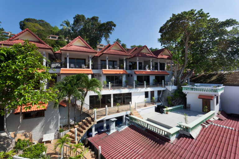 Two Chefs Inn